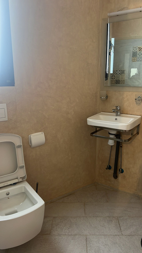 Bathroom, Houcien Manssoume, Agadir-Ida ou Tanane