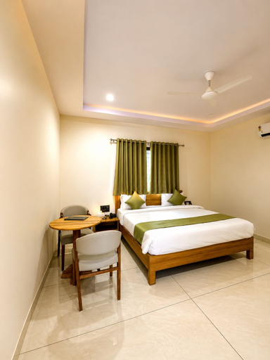 Room 4, StayGuru Palm Glow Resort, Kachchh