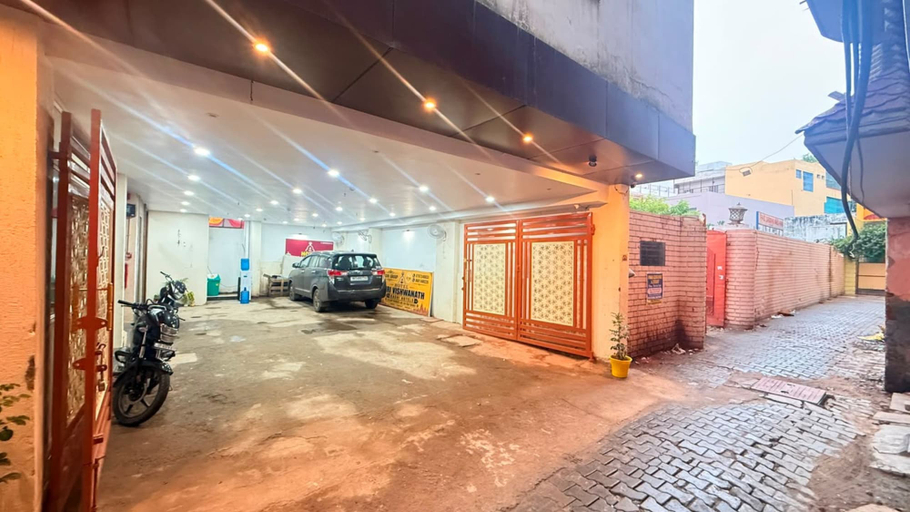 Property grounds 5, Kashi Hotels Shrivishwnath, Varanasi