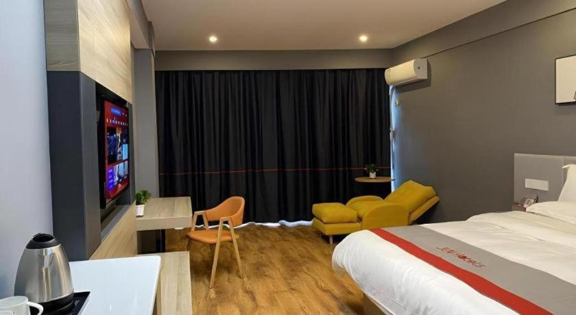 Bedroom 5, Jun Hotel Jiangsu Nanjing Pukou District Linchang Metro Station, Nanjing