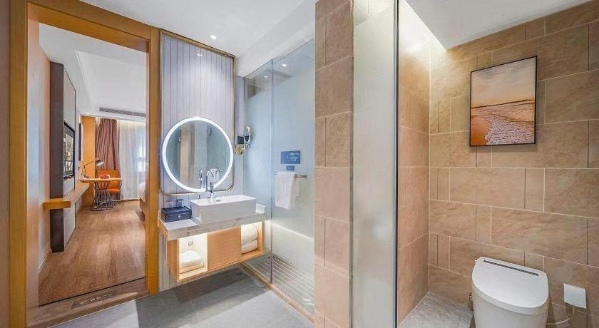 Bathroom 3, Vienna International Hotel Kunming Longquan Road Caida, Kunming