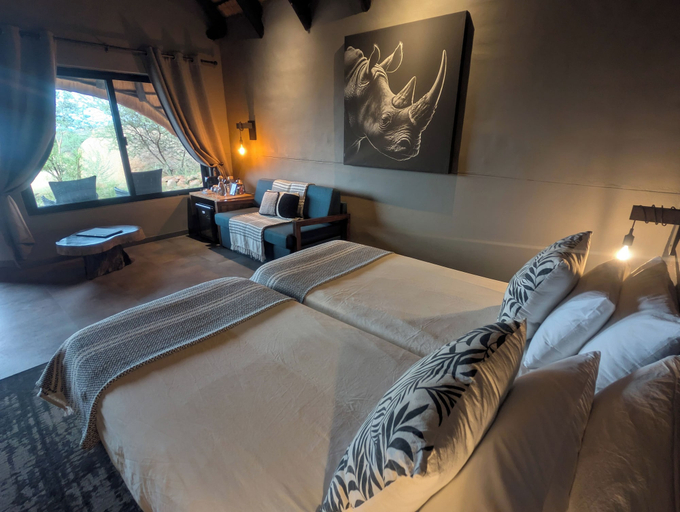 Bedroom, Ai Aiba - The Rockpainting Lodge, Omaruru