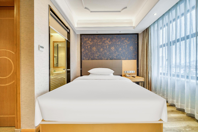 Bedroom 4, Vienna Hotel (Wenzhou Oubei Lingyue Plaza), Wenzhou