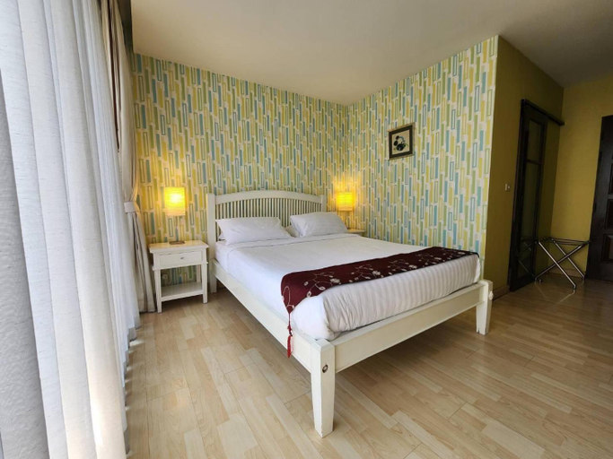 Bedroom 2, August Residence, Wattana