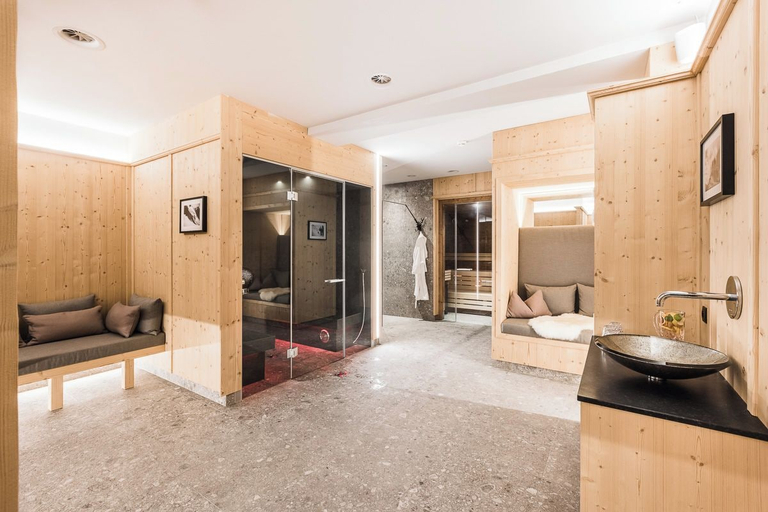 Spa 2, Leni Mountain Apartments, Imst