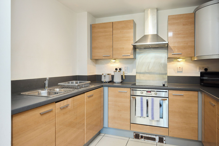 Private kitchen 5, The Flat That Looked East, London