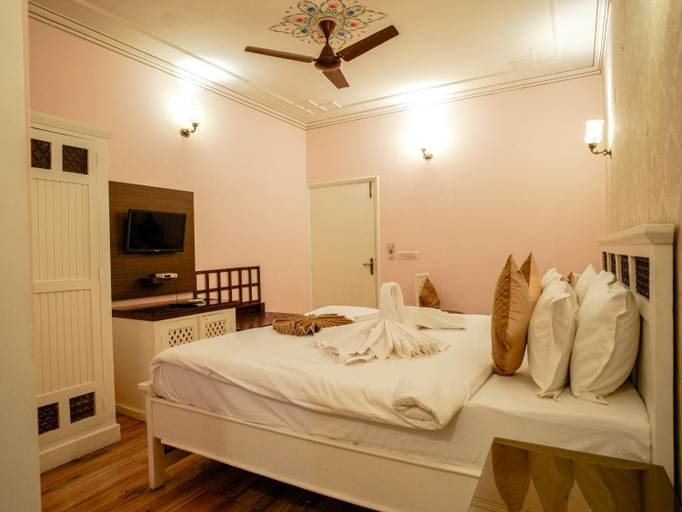 Bedroom 3, Hotel Glitz, Jaipur