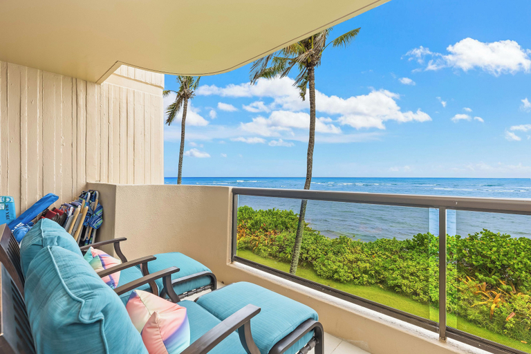 Exterior 3, Oceanfront North Shore Escape Remodeled 1-bedroom, 2-bath Condo, Honolulu