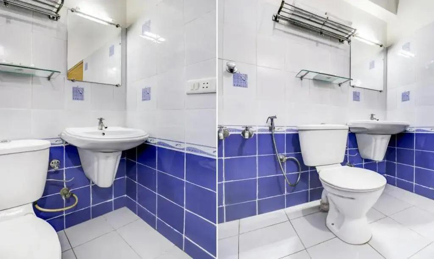 Bathroom 3, KPM Regency, Palakkad