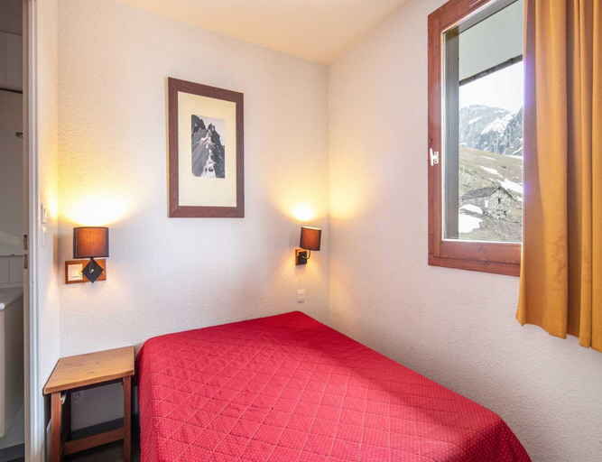 Room, Alpine 1-bed Apartment in Tignes, Savoie