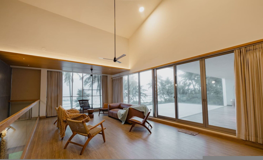 Room 4, Villa Shankari - Beachside 3BR w Private Pool, Udupi