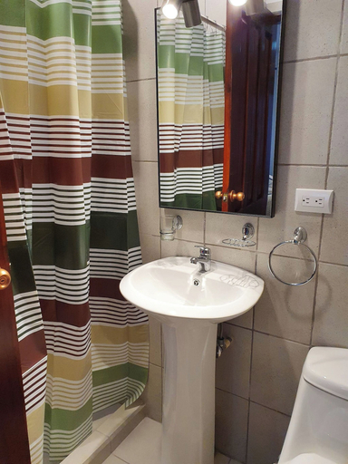 Bathroom 5, Marina Loft Condos # 101, 1 Floor, Carrillo