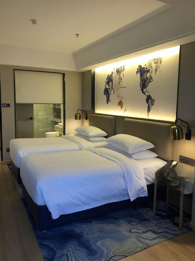 Bedroom 2, Kyriad Marvelous Hotel Changde Pedestrian Street, Changde
