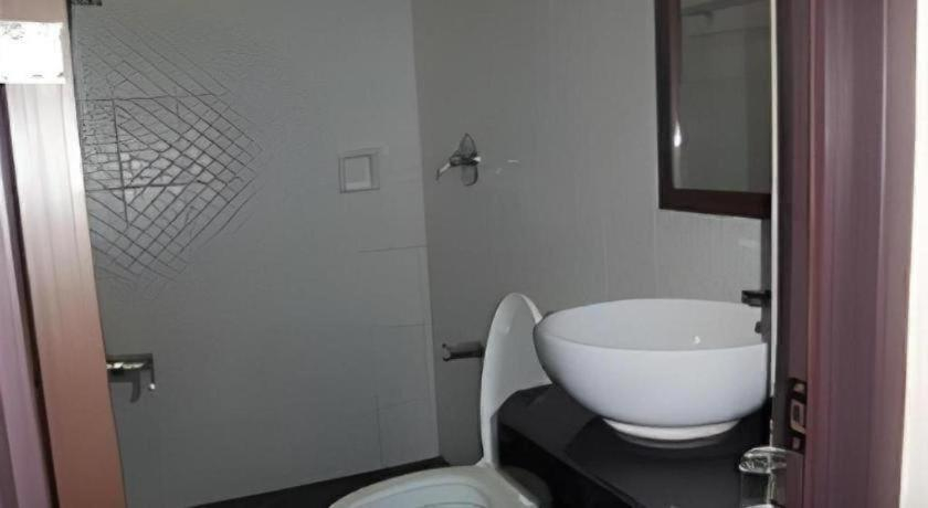 Bathroom, The Grande Suites, Surigao City