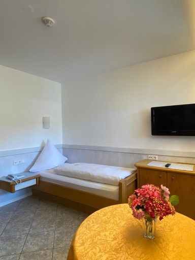 Bedroom 2, Haus Seehang Hotel Garni, Konstanz