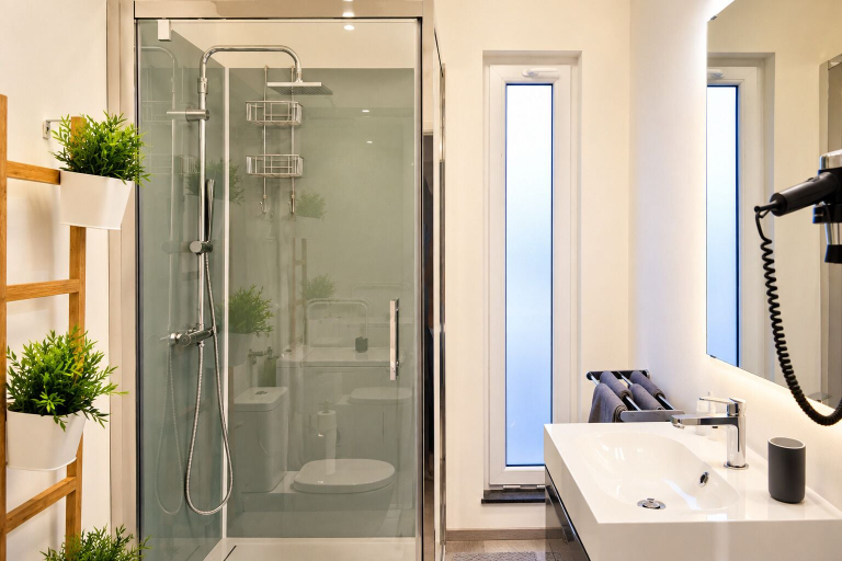 Bathroom 4, Les Suites de Nanesse, Liège