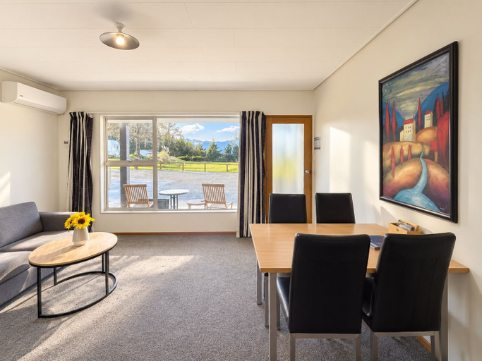 Room 4, Sundale Mora Motels, Queenstown-Lakes