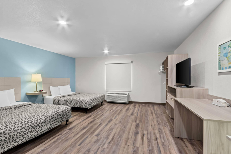 Bedroom 4, Woodspring Suites Gilbert - Mesa Gateway Airport, Maricopa
