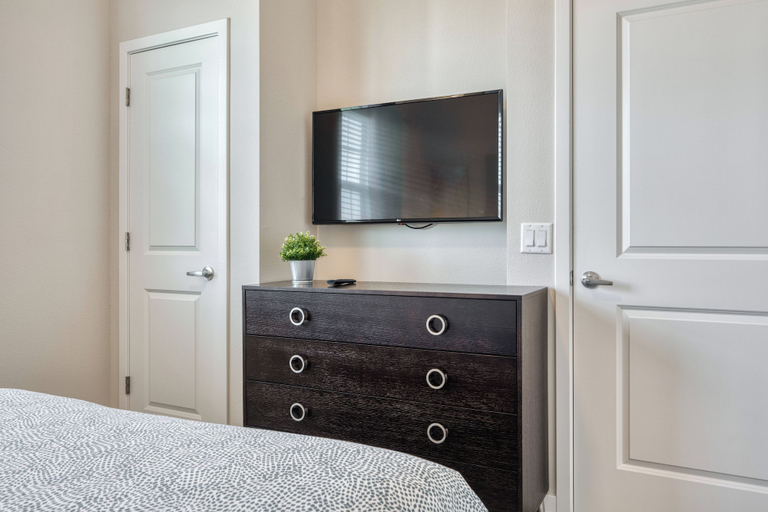 Room 2, Vcr4-410- 3BR Condo With Resort Access Near Disney, Orange