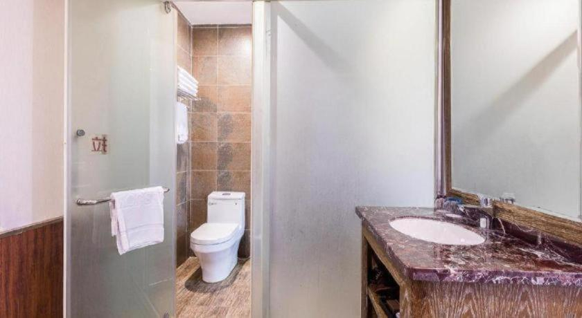 Bathroom 4, James Joyce Coffetel·Suqian Bus Station, Suqian