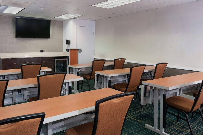 Food & Drinks 3, SpringHill Suites Fort Lauderdale Airport, Broward
