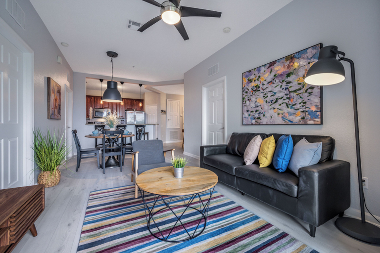 Living room 3, Is1-208 - 3BR Condo Near Disney With Lake View, Orange