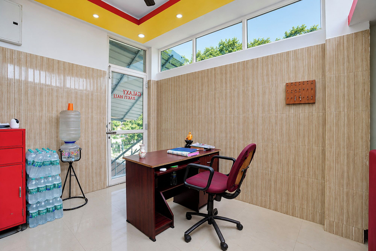 Reception 4, FabHotel B2N Stays, Kancheepuram