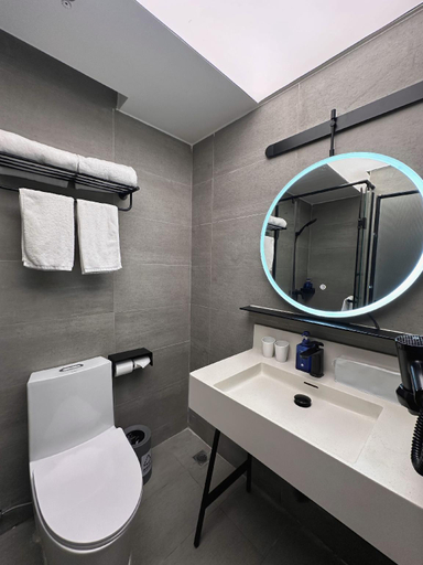 Bathroom 3, Hanting Hotel Shenzhen Luohu Port Mixc City, Shenzhen