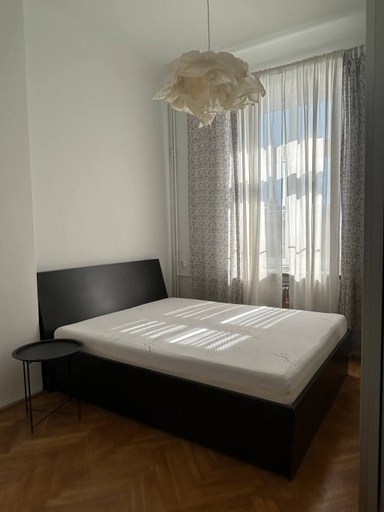 Room 4, Lumina 2-room Apt w/ Balcony I Center, Warsaw