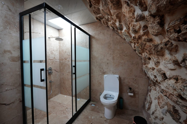 Bathroom 5, NUHARA OTEL, Midyat