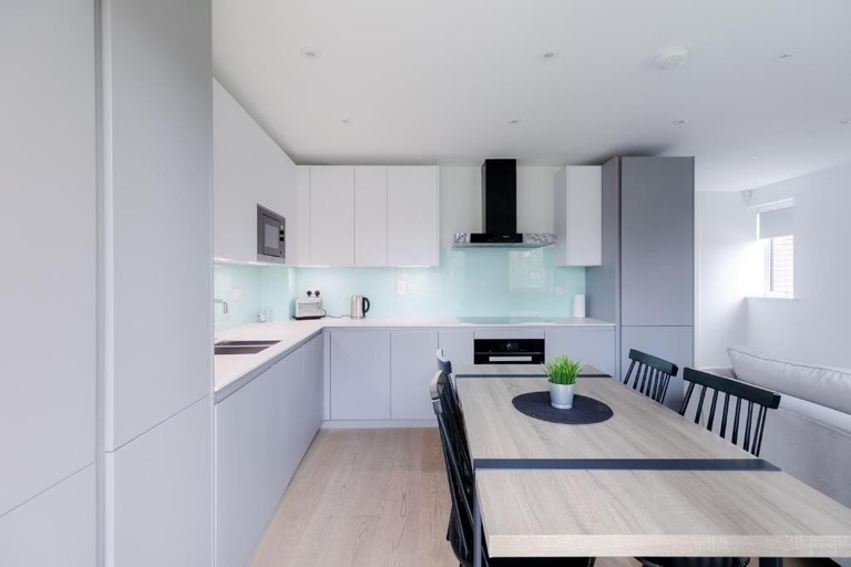 Private kitchen 3, Aldgate East by Excel Apartments, London