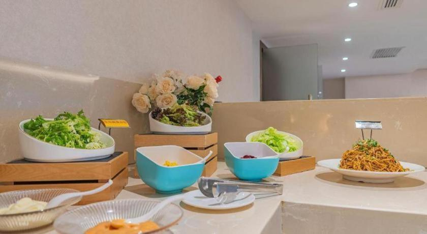 Food & Drinks 5, Venus International Hotel Kunming Baiyun Road Tongde Square, Kunming