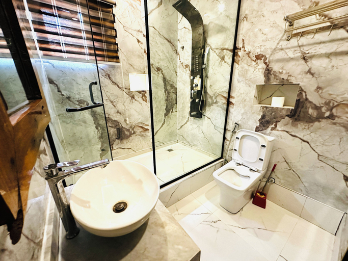 Bathroom 3, Presken Hotels @ Freedom Way, Lekki, Eti-Osa