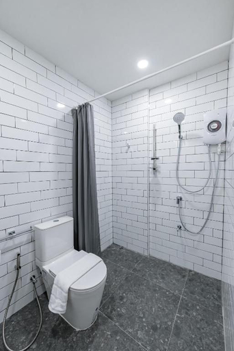 Bathroom 4, Blumonkey Boutique Bangsaen, Muang Chon Buri