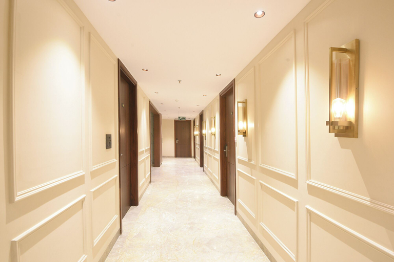 Lobby 4, FabHotel Elvilla Model Town, Delhi