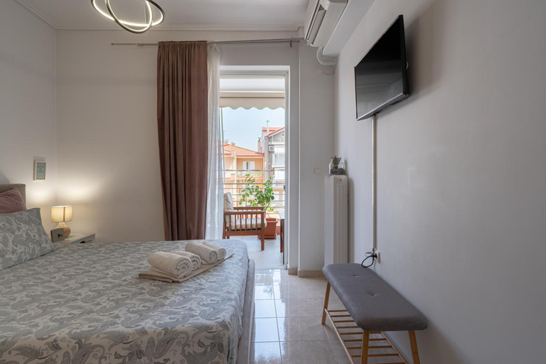 Bedroom 2, Anastasia's Stylish Apartment 5' from the center!, Peloponnese