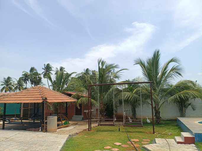 Property grounds 4, Villa Nova Resort, Puducherry