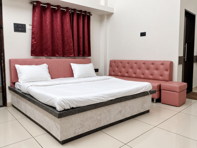 Room 5, Athithi Bhawan, East Nimar