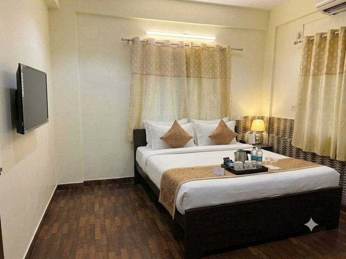 Room 4, Classic Raj Guest House, North 24 Parganas
