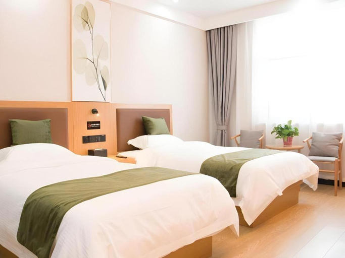 Bedroom 2, GreenTree Inn Express Guannan County Xinwan Bei Road, Lianyungang