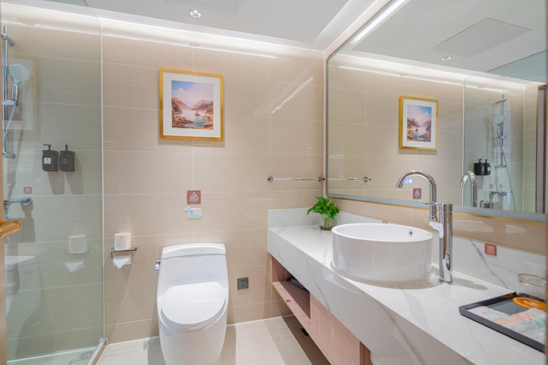Bathroom 4, Vienna Hotel Shenzhen Aiguo Road, Shenzhen