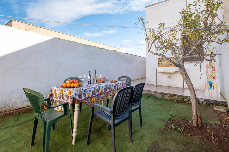 Outdoor dining 2, Villetta Sul Mare Conchiglia D'oro, Lecce