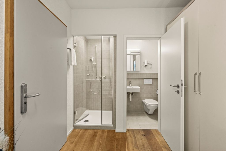 Bathroom 3, BERG & BERG Hotel - Hellbühl Self-Check-in, Sursee
