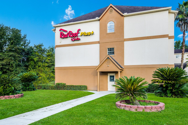 Exterior & Views 1, Red Roof PLUS+ & Suites Savannah – I-95, Chatham
