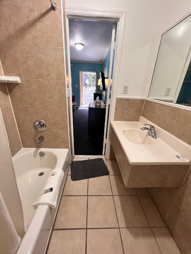Bathroom 3, BUDGET INN, Onslow