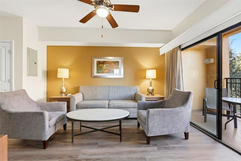 Living area 2, 3BR Resort Suite on I-drive, Orange