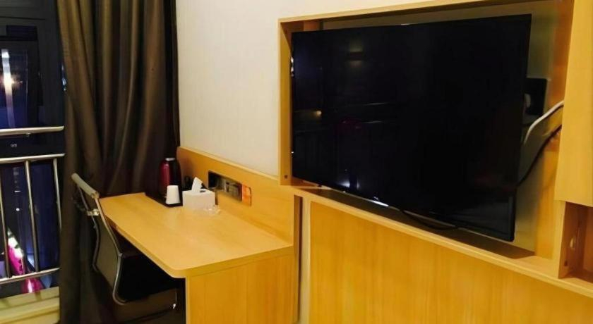 Others 5, 7 Days Premium Chongqing Fuling Binjiang Avenue Branch, Chongqing
