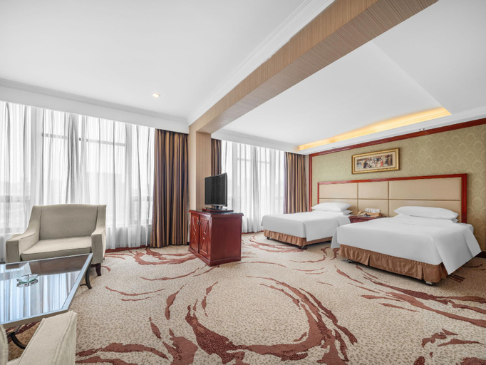 Bedroom 2, Vienna Hotel Xiangyang Zhongyuan Road, Xiangfan