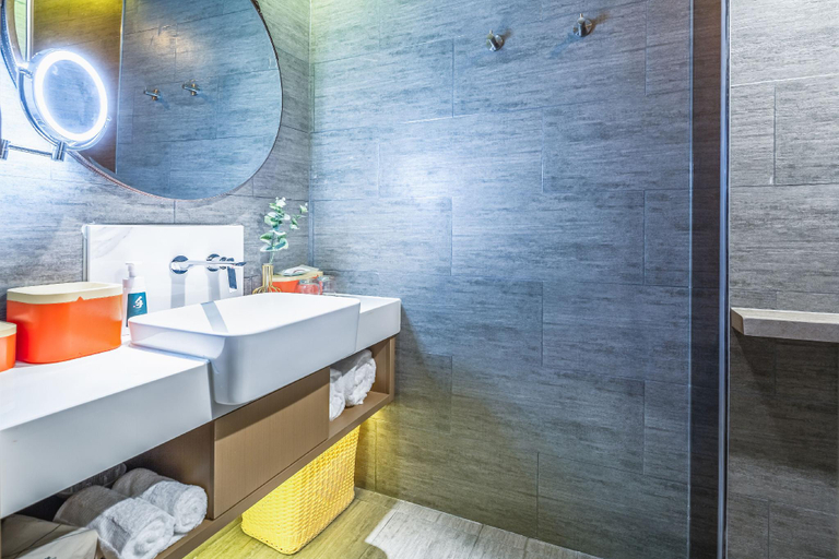 Bathroom 4, Atour Hotel Qingdao CBD Hangzhou Road, Qingdao