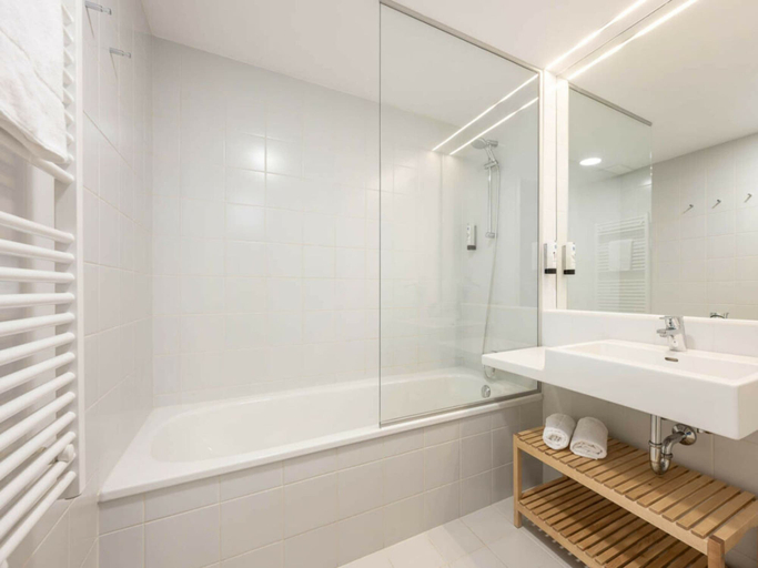 Bathroom, Apartment in Rohrmoos-untertal With Balcony, Liezen